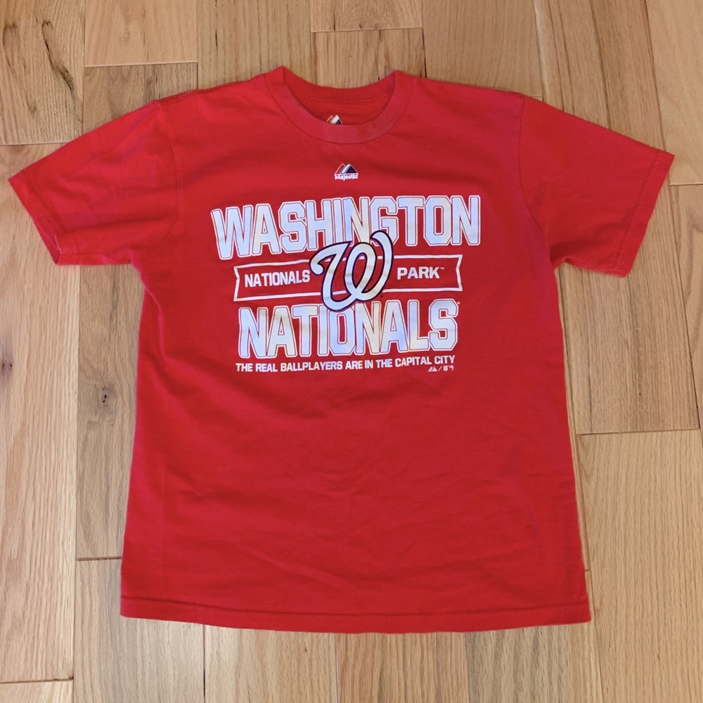 Washington Nationals short sleeve T-shirt. Child’s XL (fits like woman’s small)